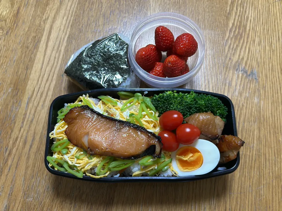 4/15  銀だらみりん弁当|ゆさん