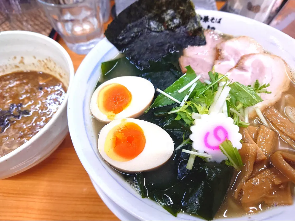 【食べログ TOP 5000】
中華そば 半ざわ 
煮干つけそば塩 (熱盛、1,100円) 
＋わかめ (がんこ/覆麺智/花木共通
のメンバーカード提示で無料) 
＠西巣鴨2分 
(JR板橋駅から徒歩13分) 
25104
〈醤53塩19噌󠄀11タ4昆6出4F5冷2〉|大脇さん