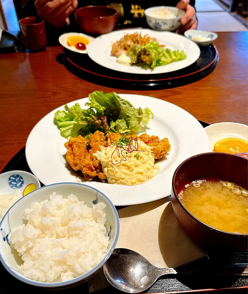 2025/04/16古民家カフェでチキン南蛮ランチ|Blueberry🫐さん