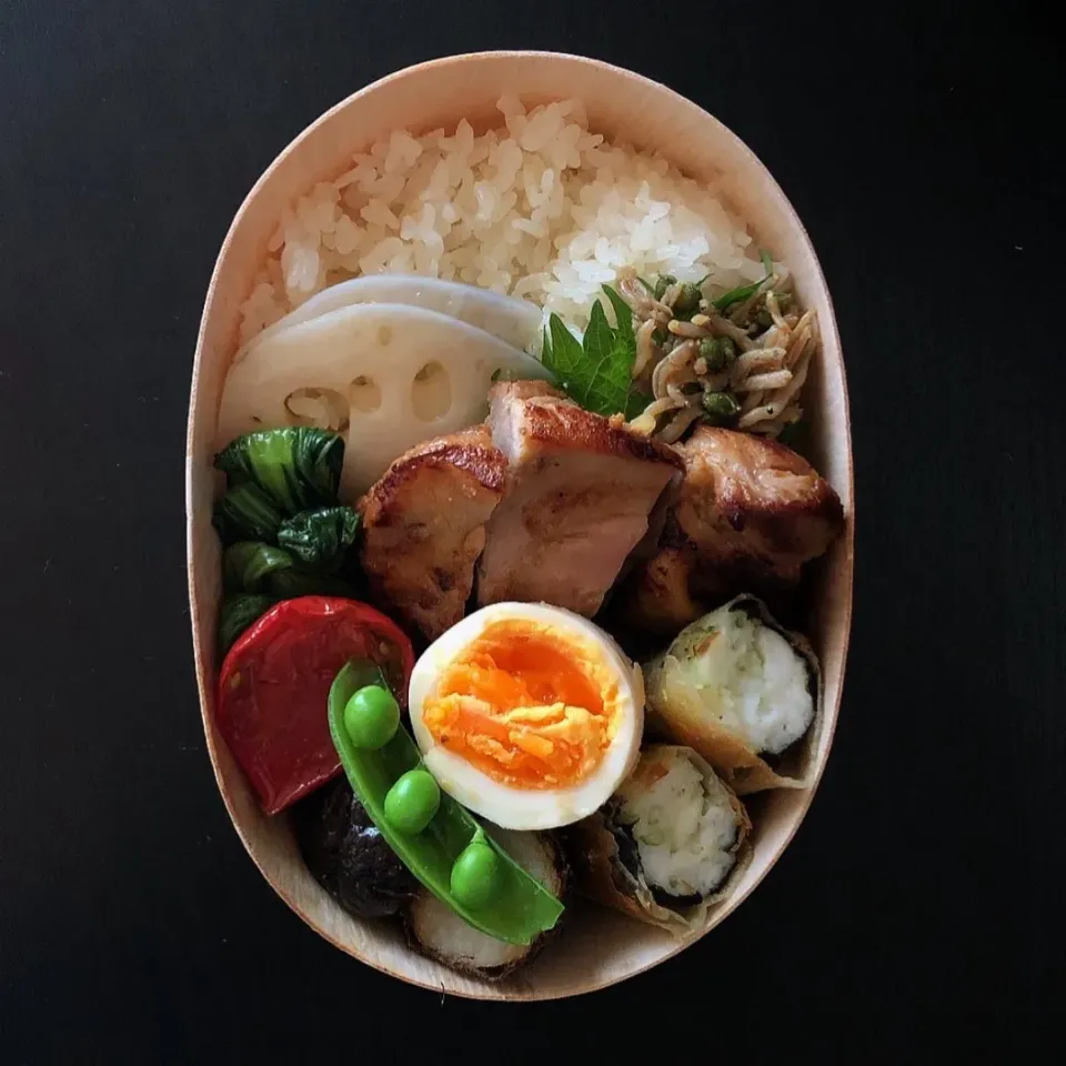 エスニック焼き鳥の大人のお花見弁当|mauさん