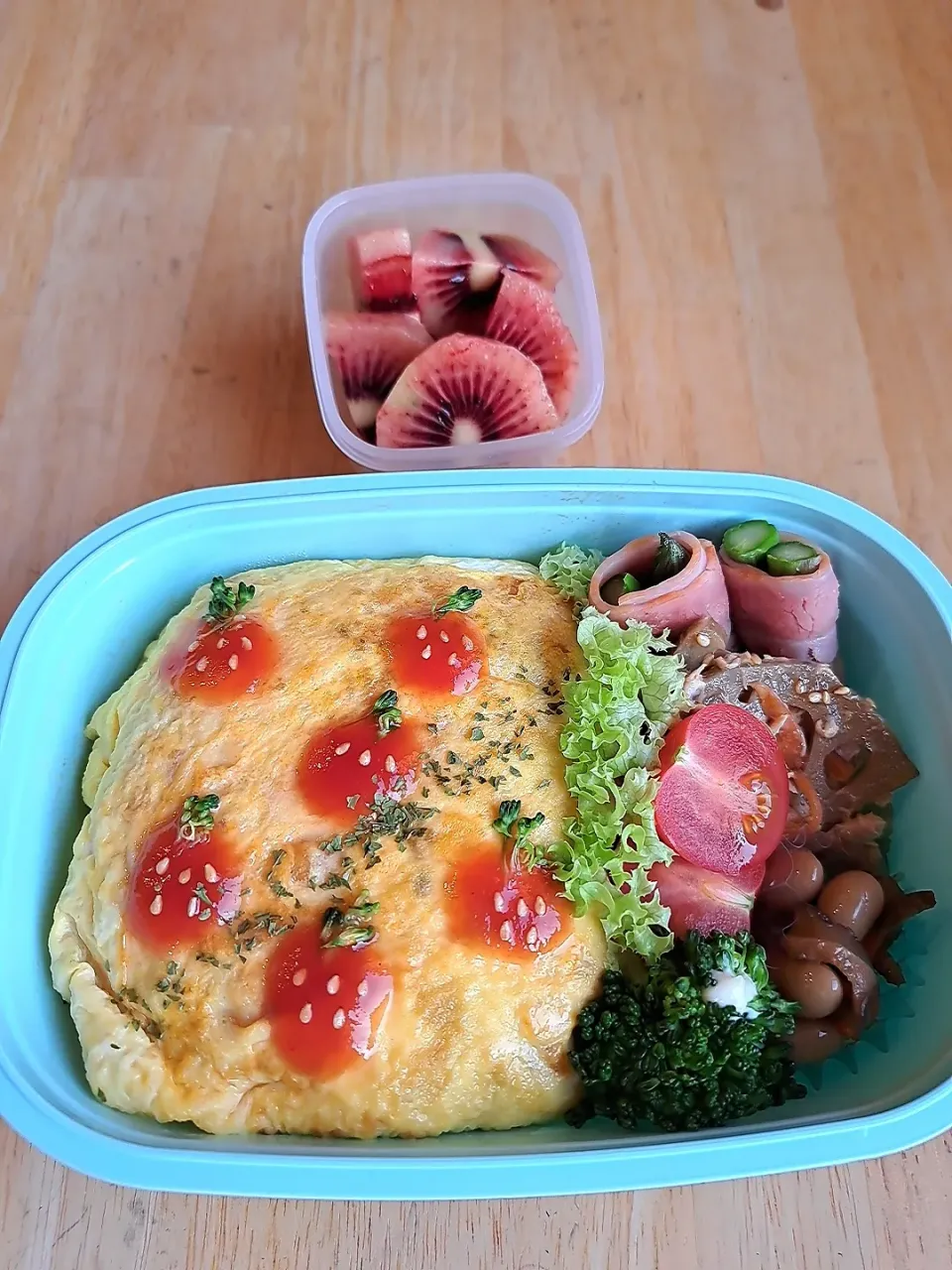 高1弁当  オムライス|yyyu_uiiiさん