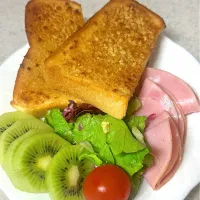 アーモンドトーストモーニング