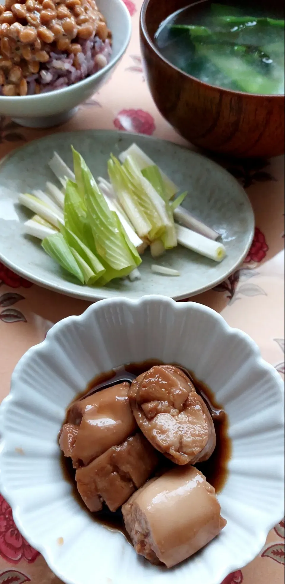 ぶりの白子煮とうるいのサラダ|きつねさん