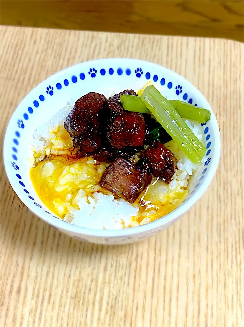 残った角煮で作った卵かけご飯|ヘムヘムさん