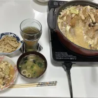 晩御飯☆れんこんのきんぴら☆カツとじ（キャベツ・しめじ）☆みそ汁（みそ汁の具・ブロッコリー）|Saharaさん