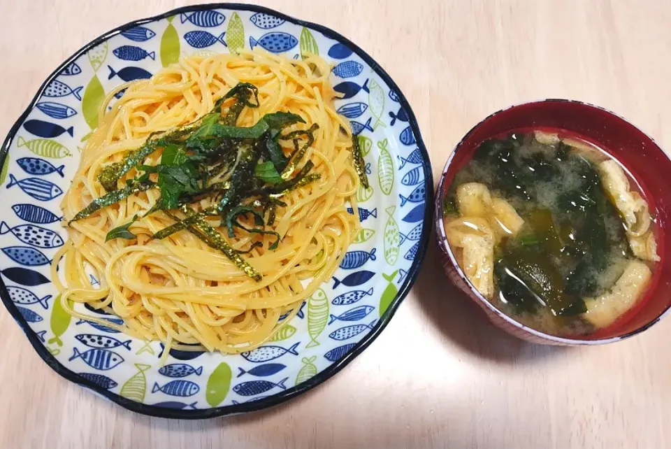 2025 0416　たらこパスタ　ほうれん草と油揚げのお味噌汁|いもこ。さん
