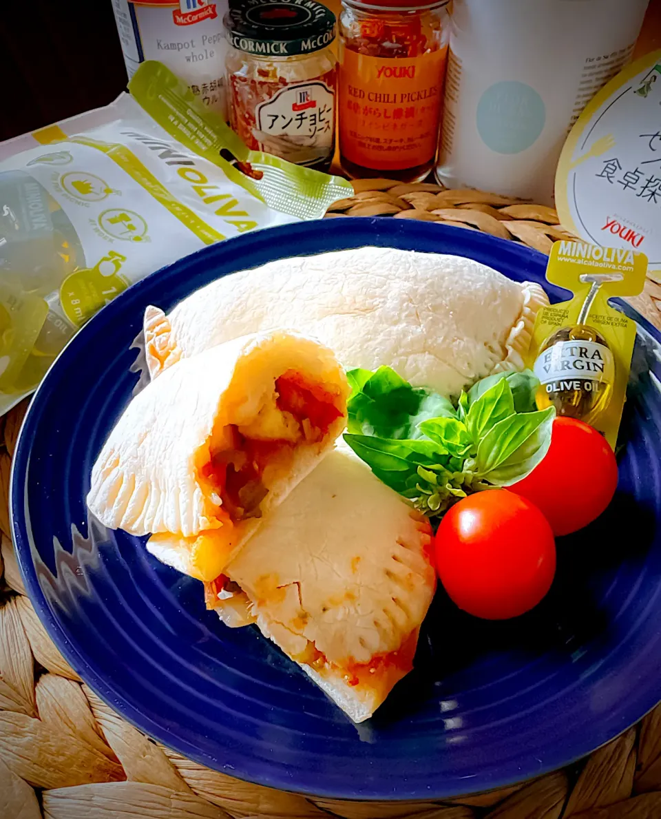 🇮🇹🌮カルツォーネ・アラビアータ🌮🇮🇹|にゃんぺこさん