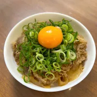 ネギたま牛丼|バシホさん