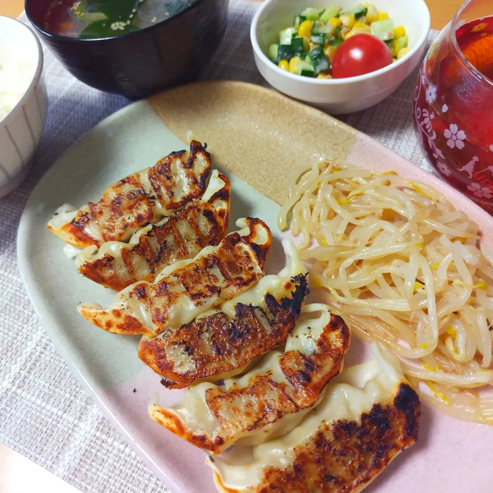 焼き餃子定食|万葉さん