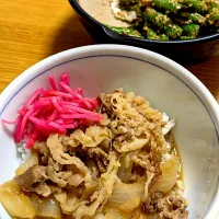 吉野家の牛丼|まりさん