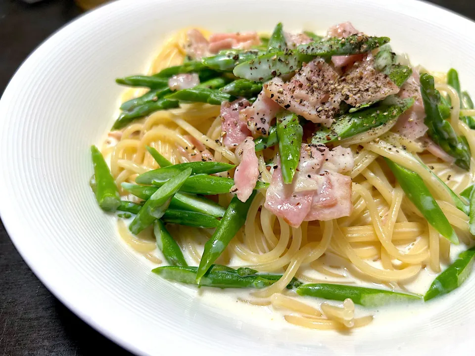 アスパラとベーコンのクリームパスタ|ハルさん