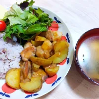 2025 0417　ガリバタポテトチキン　サラダチーズ　豆腐とわかめのお味噌汁|いもこ。さん