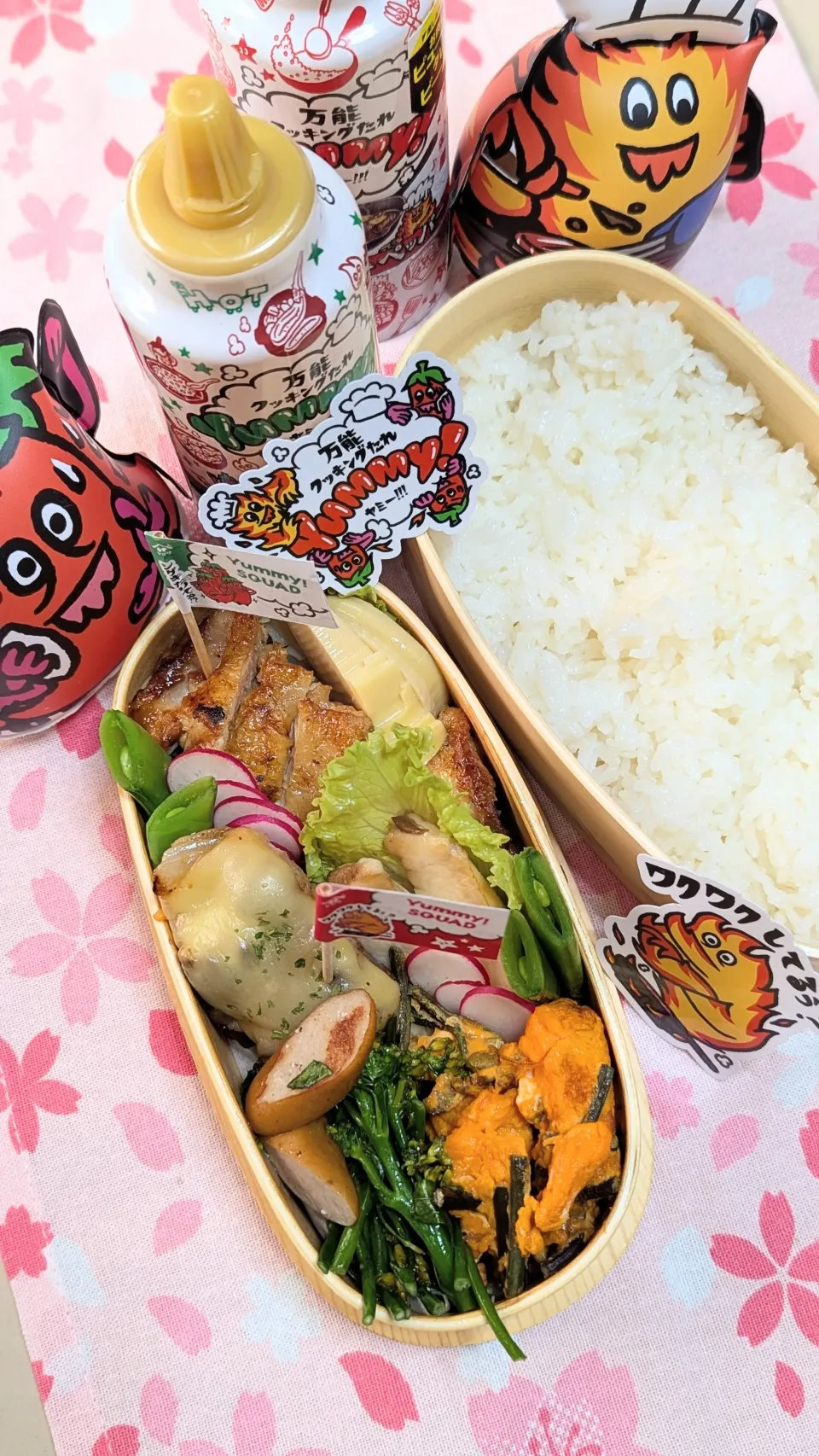 本日のお弁当〜チキンステーキと新玉の豚バラ巻チーズ乗せ弁当|f.1125beさん
