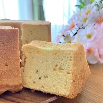 桜餡シフォンケーキのいちごシフォンサンド/＊抹茶＊ | Snapdish