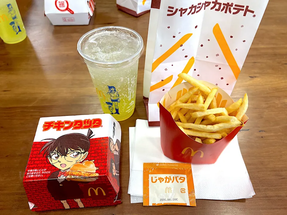 チキンタツタ満喫セット🍔🍟🥤|yokoさん