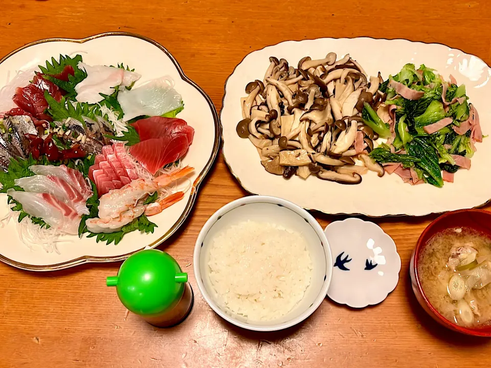 お刺身&豚肉と長ネギのお味噌汁|マイさん