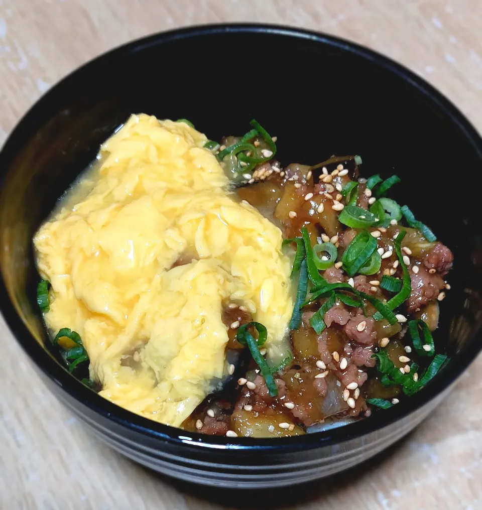 なす丼＆エバーエッグ|きつねさん