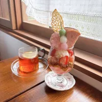 さくらパフェとレモンティー|ちゃみこさん