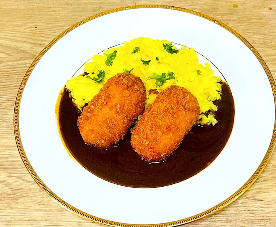 カニクリームコロッケカレー|じいちゃんさん