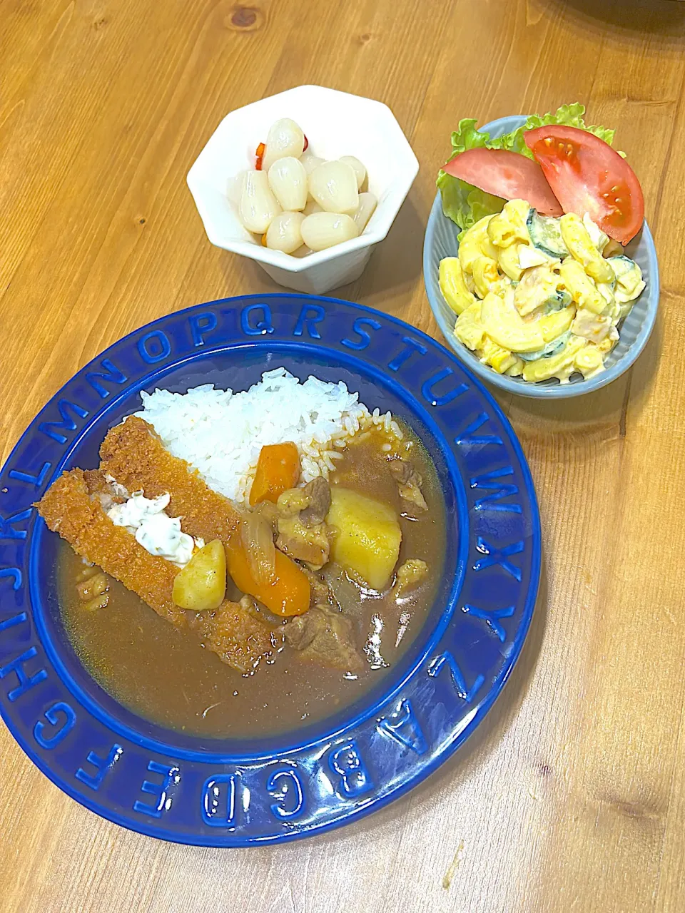 今日の晩ごはんです。🍛|地蔵菩薩さん
