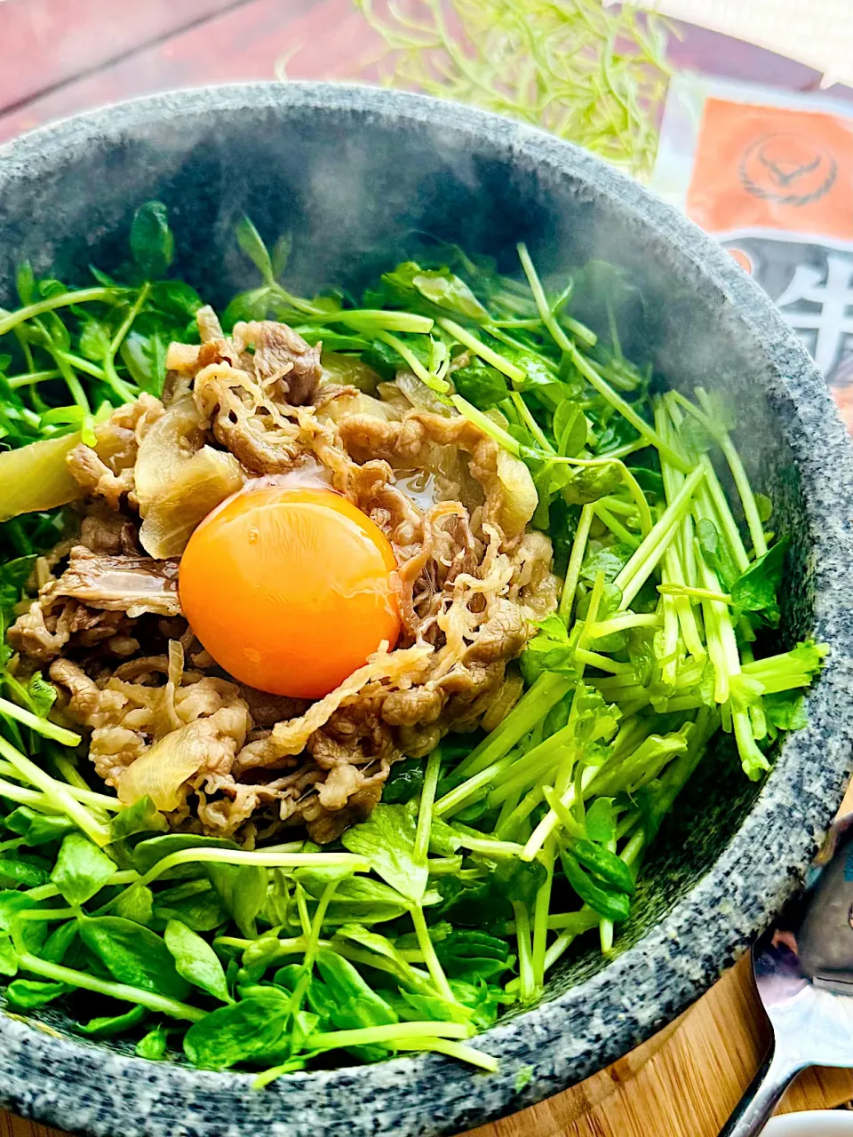冷凍牛丼の具で石焼きビビンバ🇰🇷|🌺🌺Foodie🌺🌺さん