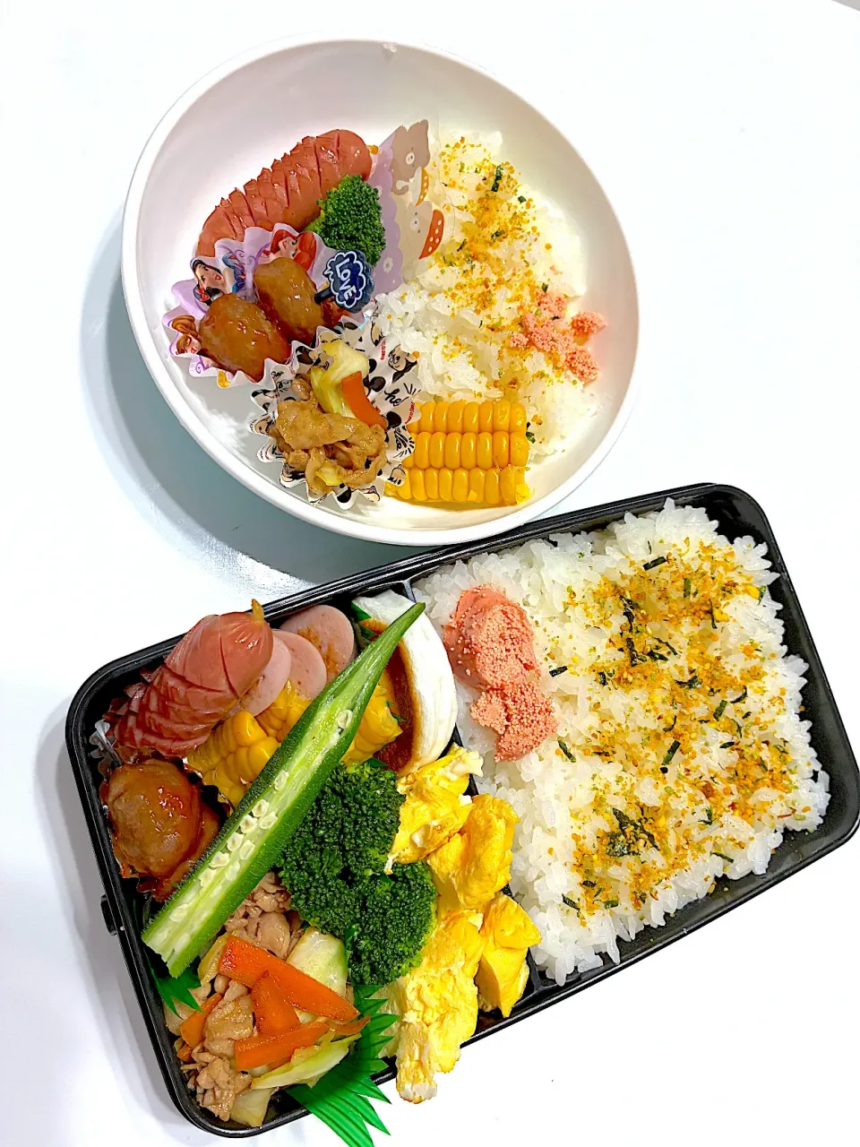 月曜日お弁当、旦那とこどもの朝ごはん|爰音さん