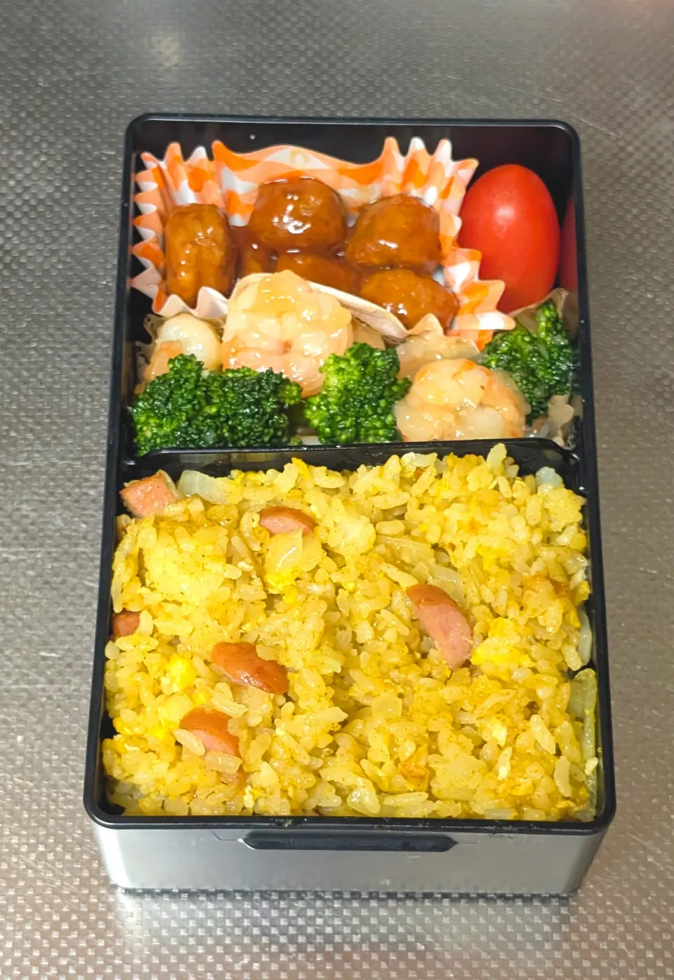 カレー炒飯&ガーリックシュリンプ弁当|黒川克博さん