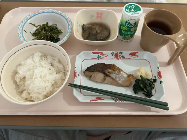 入院1日目の夕食❗️(´；ω；`)✨|サソリさん