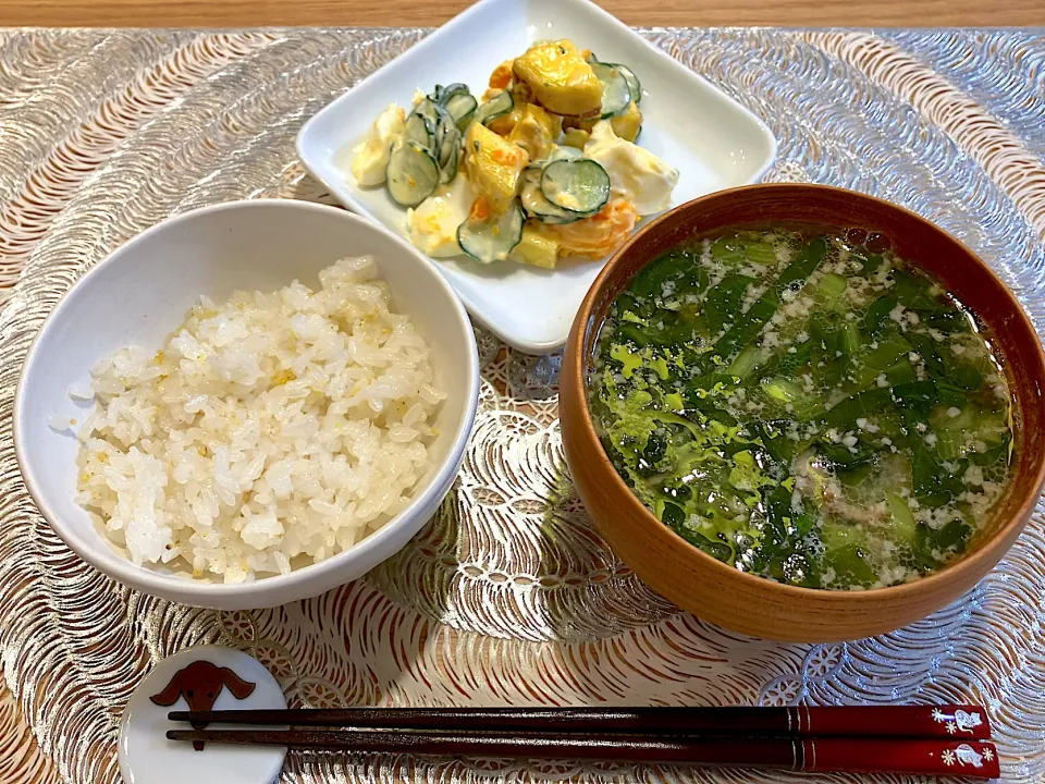 小松菜の味噌汁が主役|りん家のリアルな食卓記録さん