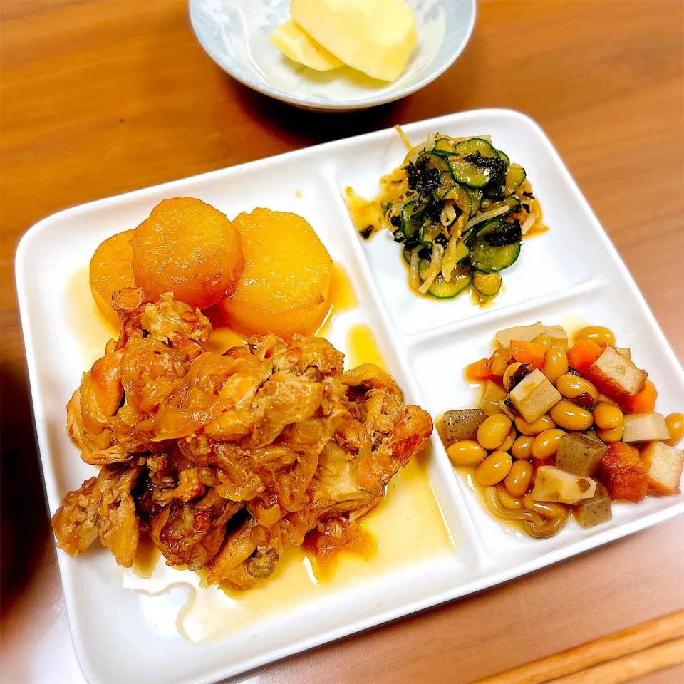 手羽元と大根の甘辛煮|teritamagoさん