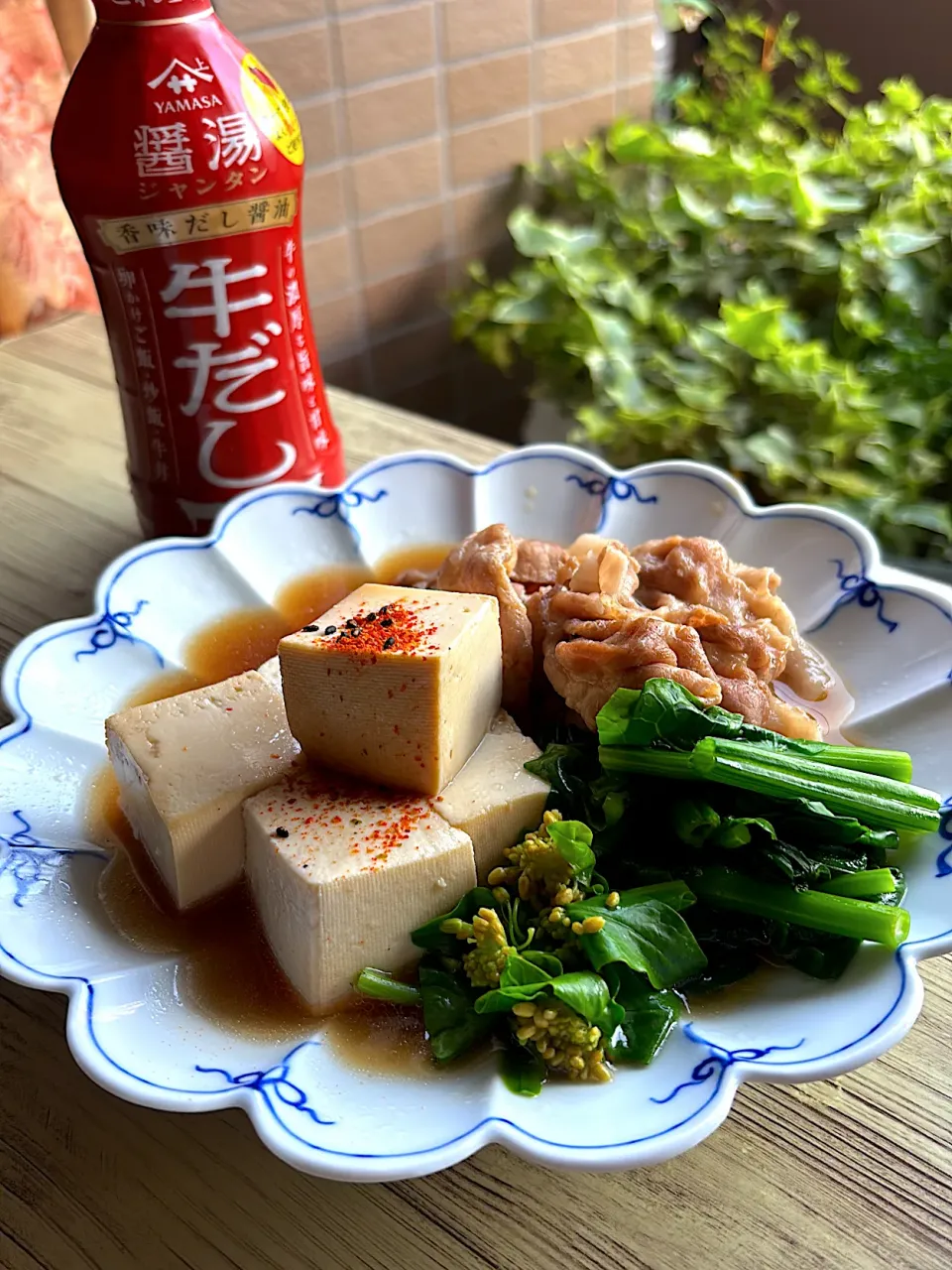 菜の花肉豆腐~牛だし|とんちんさん
