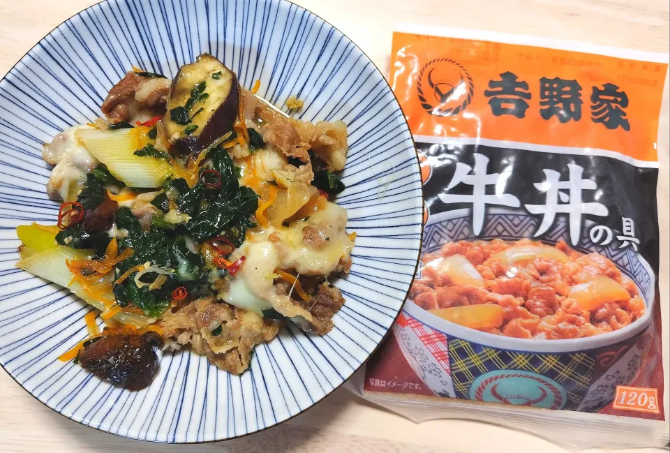 冷凍牛丼の具でチーズタッカルビ風♪|いもこ。さん