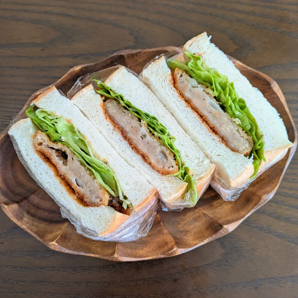 メンチカツサンド🥪|じょうさん