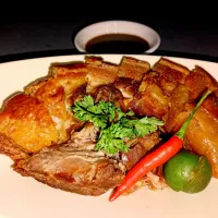 Crispy Pork Belly with Apple Liver Sauce|J-Sim Espirituさん