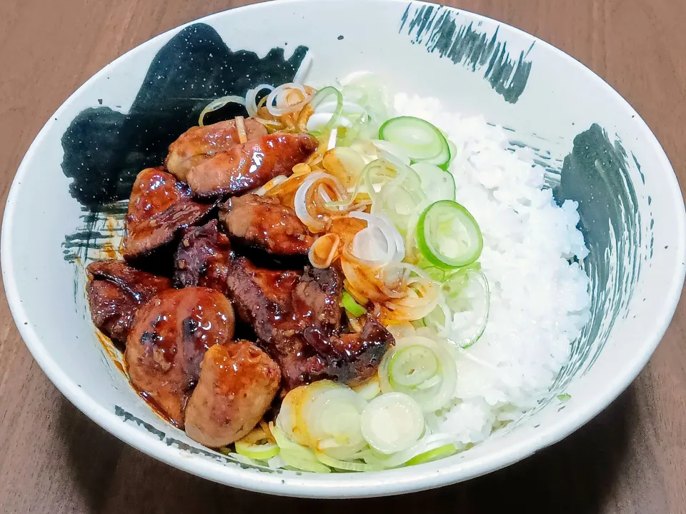 【自作🎯】純レバ丼🐓（再現版）|Falco*さん