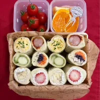 ロールサンド弁当🍓|みほさん