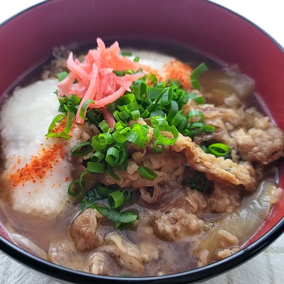 とろろをかけて吉牛肉そばダッシュ飯　【冷凍牛丼の具でおうち吉野家第２弾！】|みるくここあさん