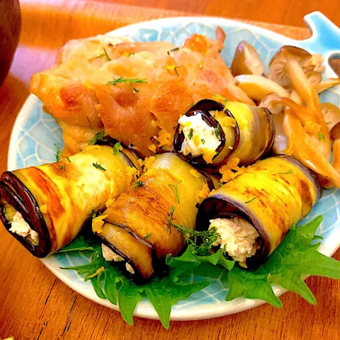 「キャステロ ホイップクリームチーズ ペッパー」を使ってみたSnapdishの料理・レシピ写真:とろとろグリル茄子のクリームチーズ巻き