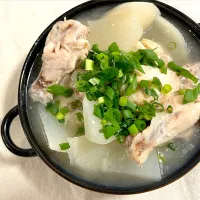 手羽元と大根の塩麹煮|茶茶茶さん