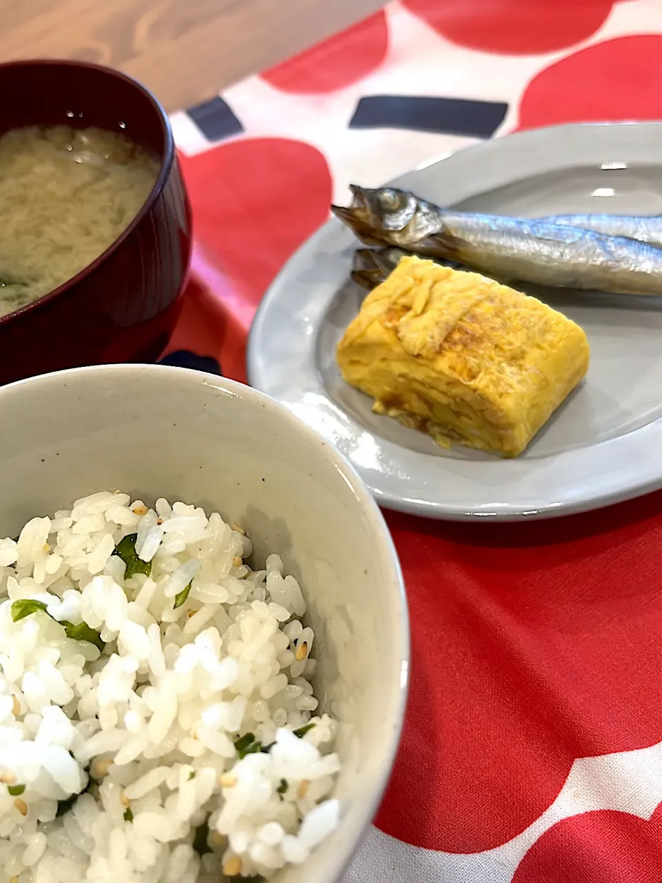 わかめご飯とししゃも|𝕒𝕚.𝕔𝕠𝕞ᵕ̈*さん