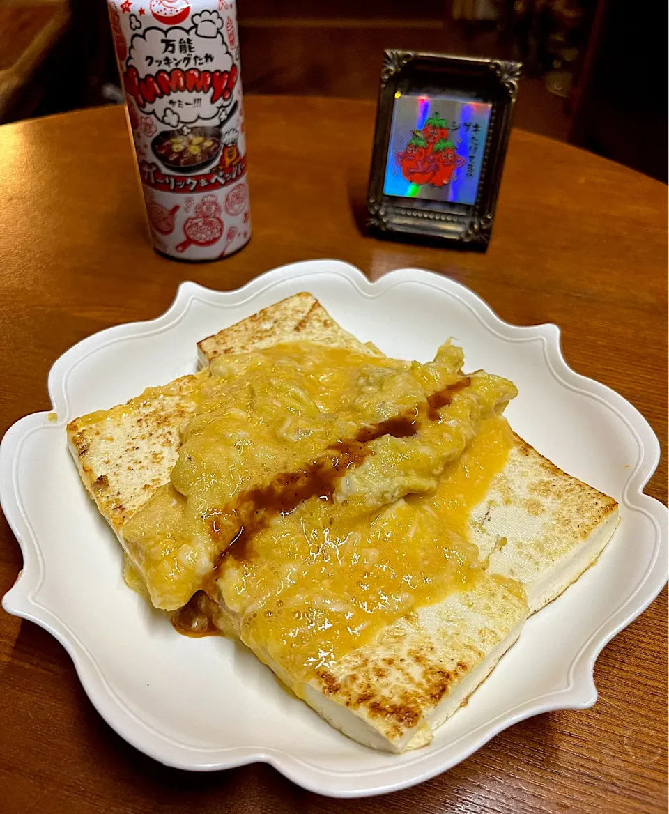 豆腐ステーキ＊ヤマサ万能クッキングタレ＊ガーリック🧄ペッパー|henryさん