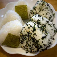 夫のおにぎり🍙弁当|もえさん