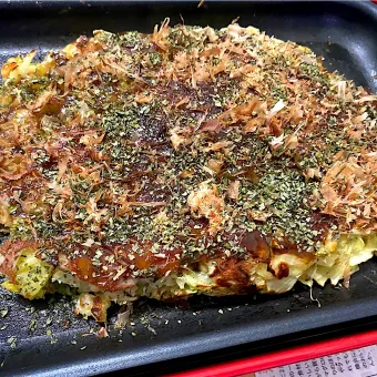 Snapdishの人気料理写真:キャベツたっぷりお好み焼き