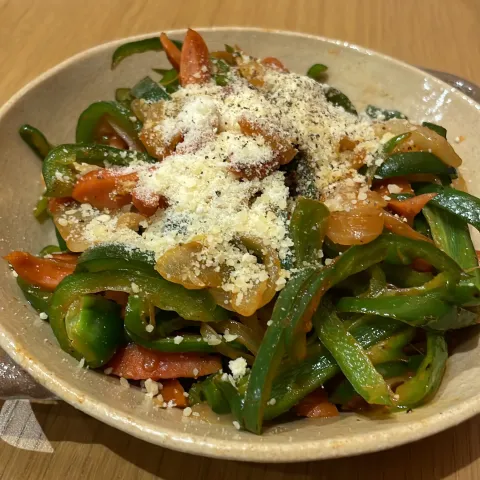 「高知県産ピーマン」を使ってみたSnapdishの料理・レシピ写真:ピーマンが主役のナポリタン炒め🫑