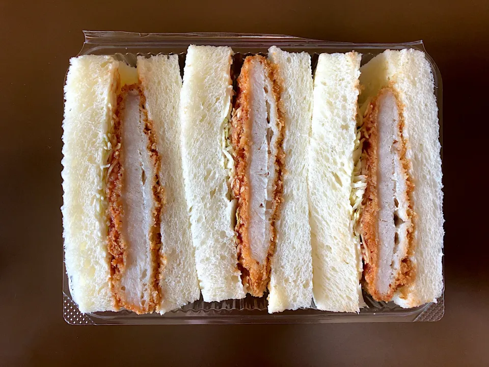 BN 自慢のカツサンド|ばーさんさん