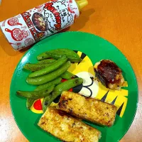 豆腐ステーキとコーン入りつくね|いっかくさん