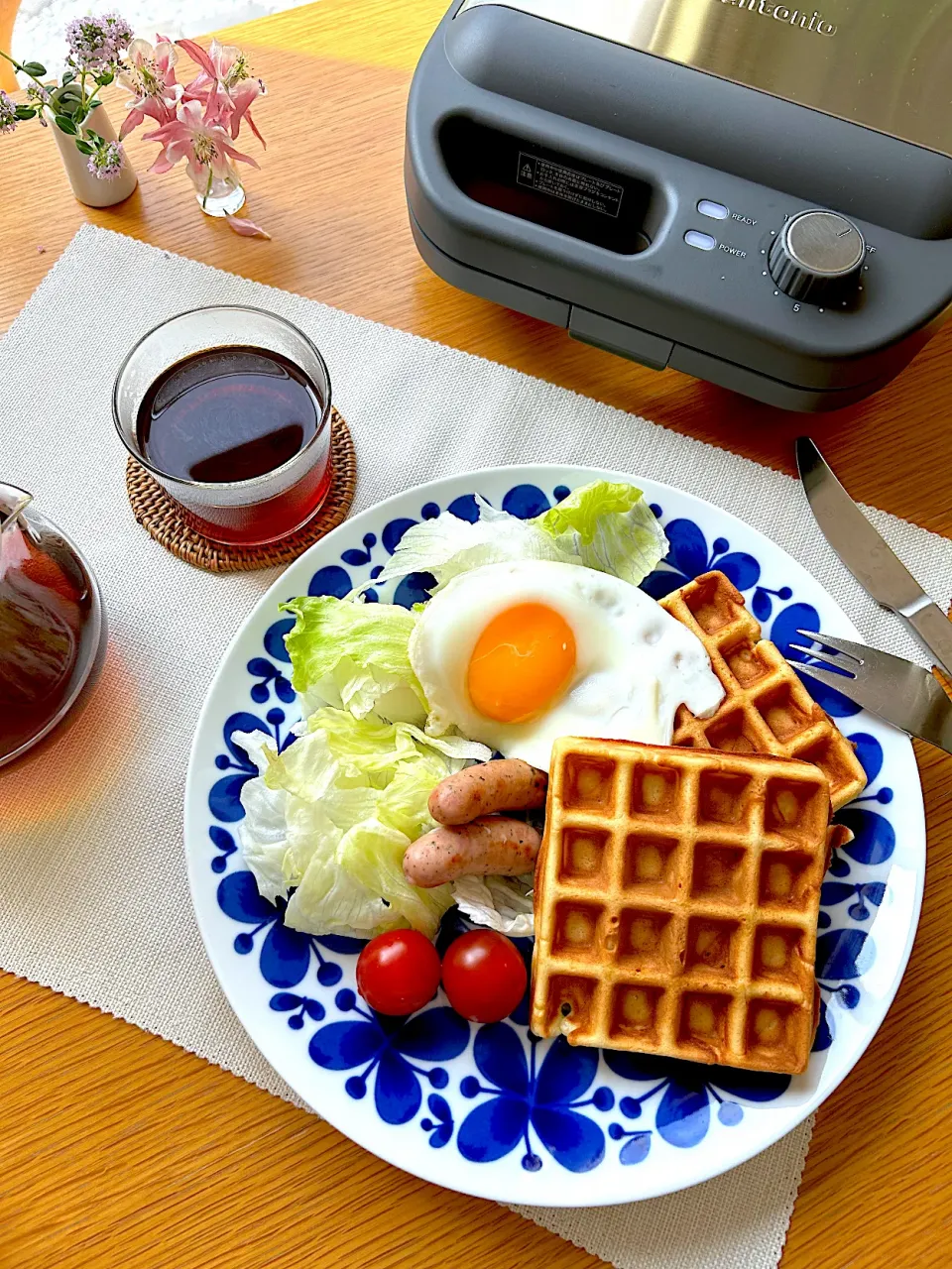 アメリカンワッフルプレートの朝ごはん|むぎこさん