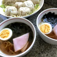 乾麺でミニラーメン＋鶏むね焼売🍜| ヨウコさん