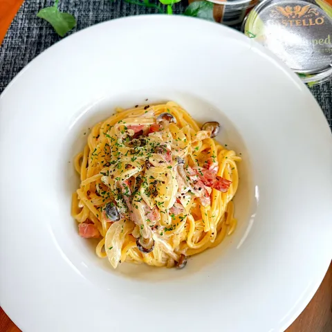 「キャステロ ホイップクリームチーズ ガーリック」を使ってみたSnapdishの料理・レシピ写真:クリームチーズパスタ