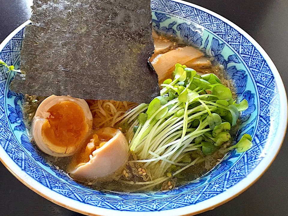 ゼンブヌードル細麺で冷たい醤油ラーメン|松澤美穂さん